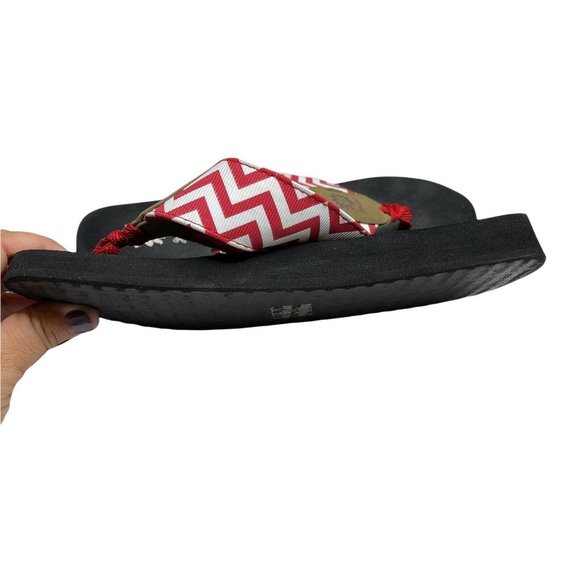 Yellow Box Flip Flop Sandals Red & White Chevron Thong Flip Flops Women's Size 7 - Picture 11 of 12